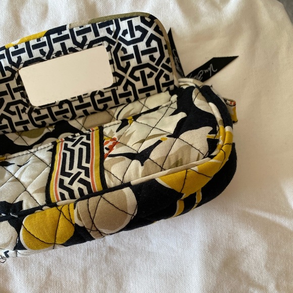 Vera Bradley make up bag - Picture 2 of 4